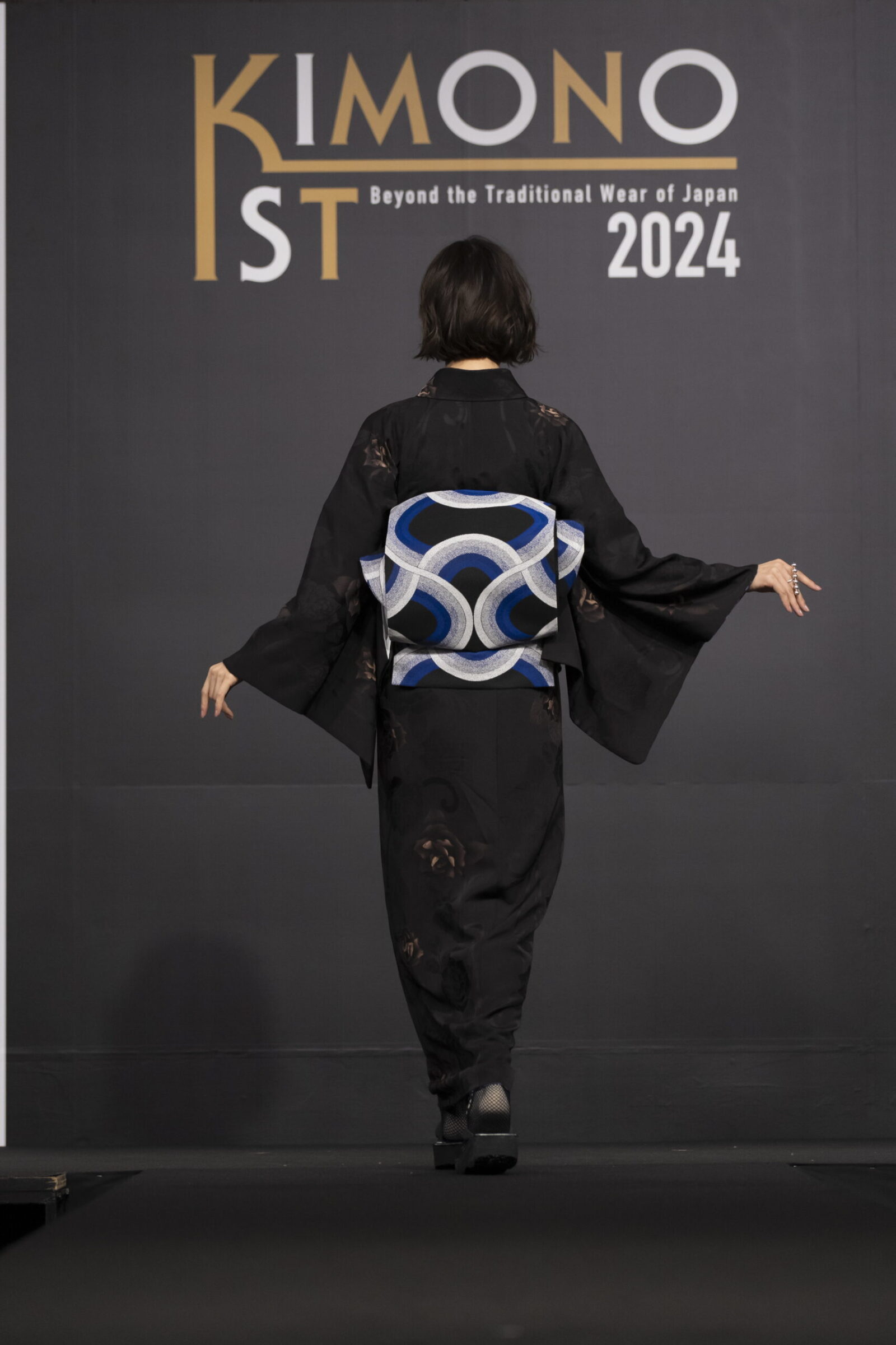 KIMONOIST受賞者　篠田麻里子さん
