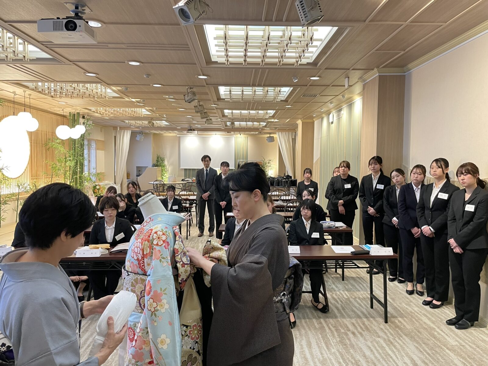 振袖の着付け授業