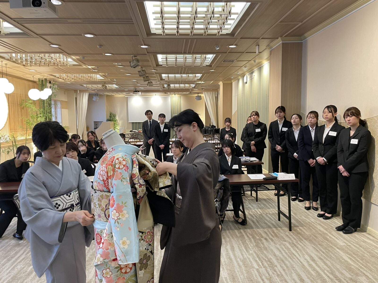 振袖の着付け授業